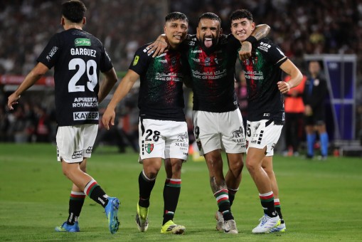 Palestino le amargó la celebración a Colo Colo